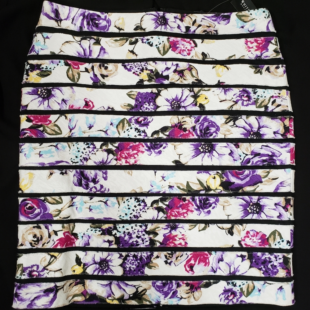🌟Closet Closing🌟 Floral Pencil Skirt